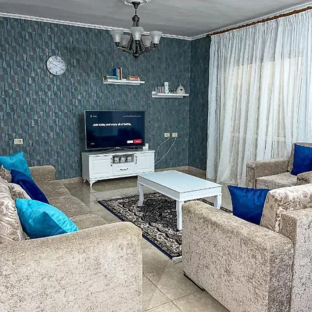 Cozy 3-bedroom - Near Keit Clinic Daire *